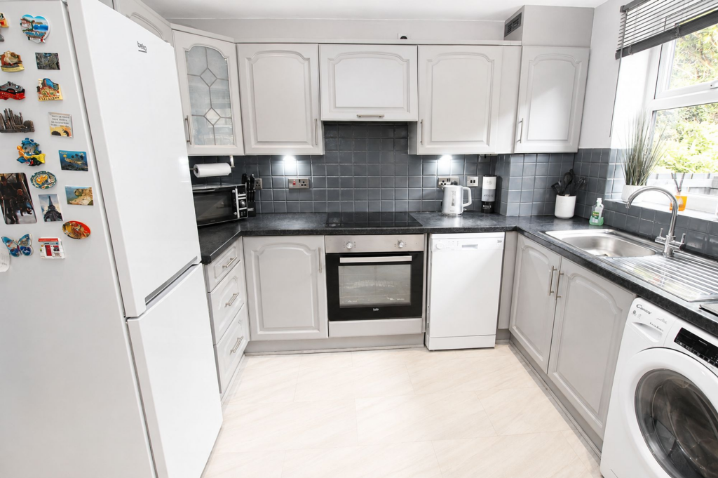 House in Oldham - View 3