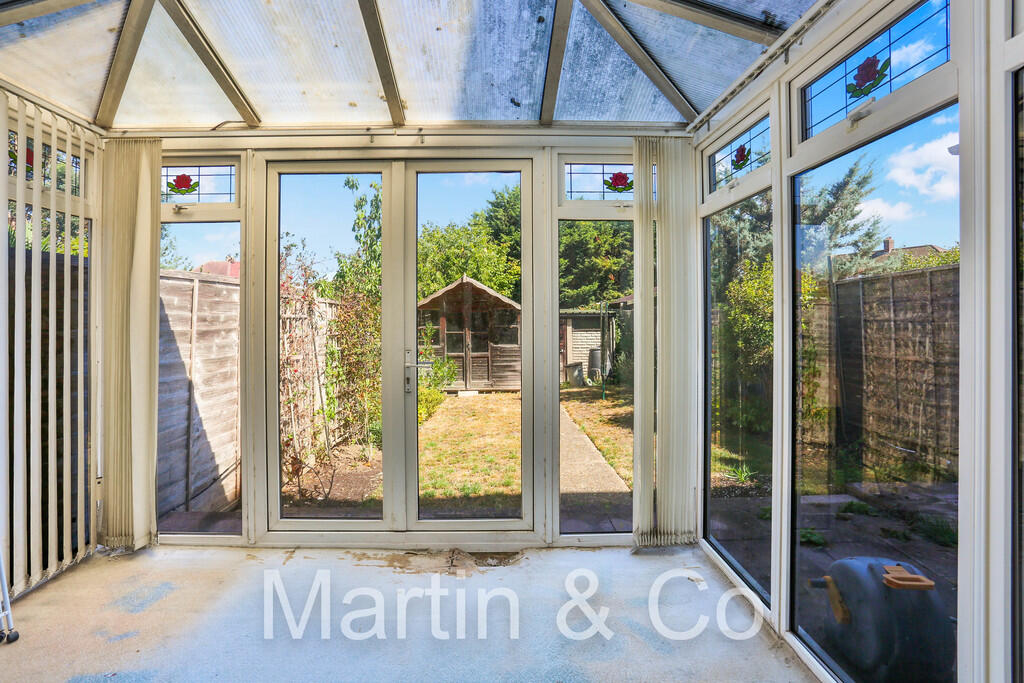 House in Sutton - View 4