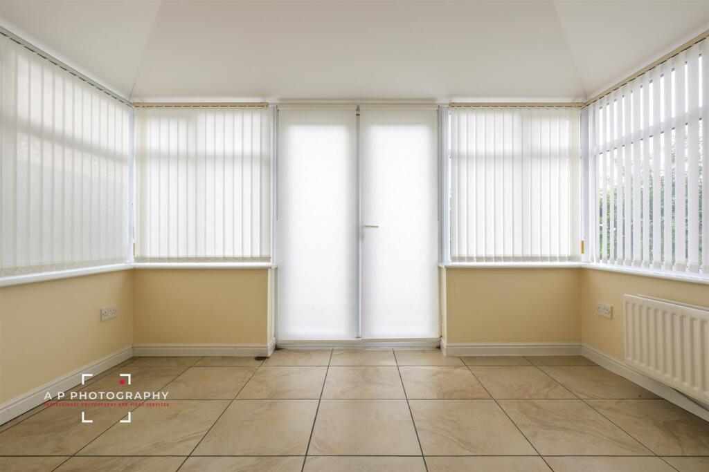 House in Stoke-on-Trent - View 5