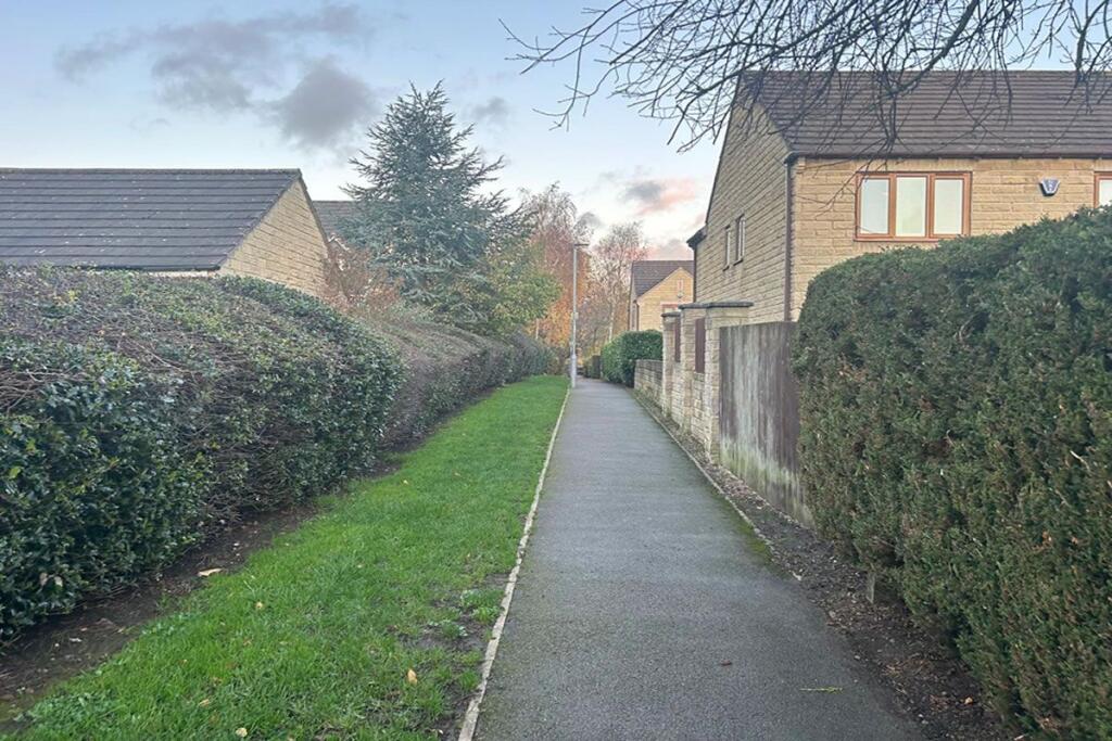 Land at, Nightingale Walk, Bingley, Bradford, BD163QB - View 3