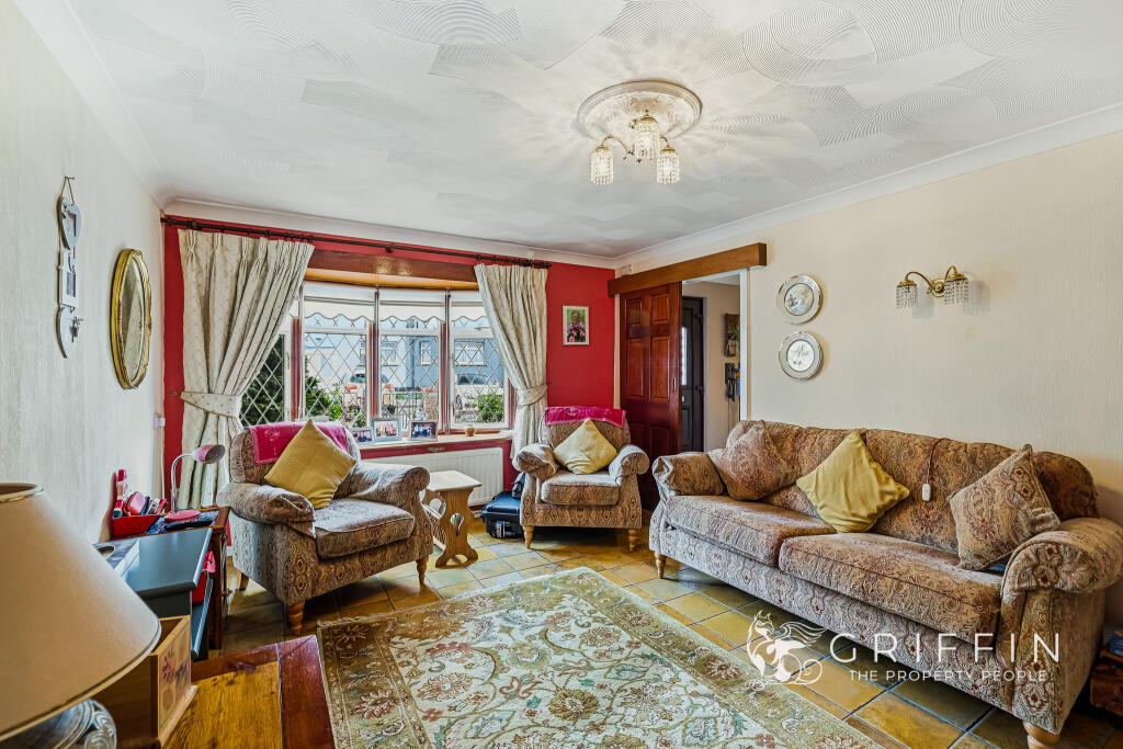 Ellerman Road, Tilbury, RM18 photo 3