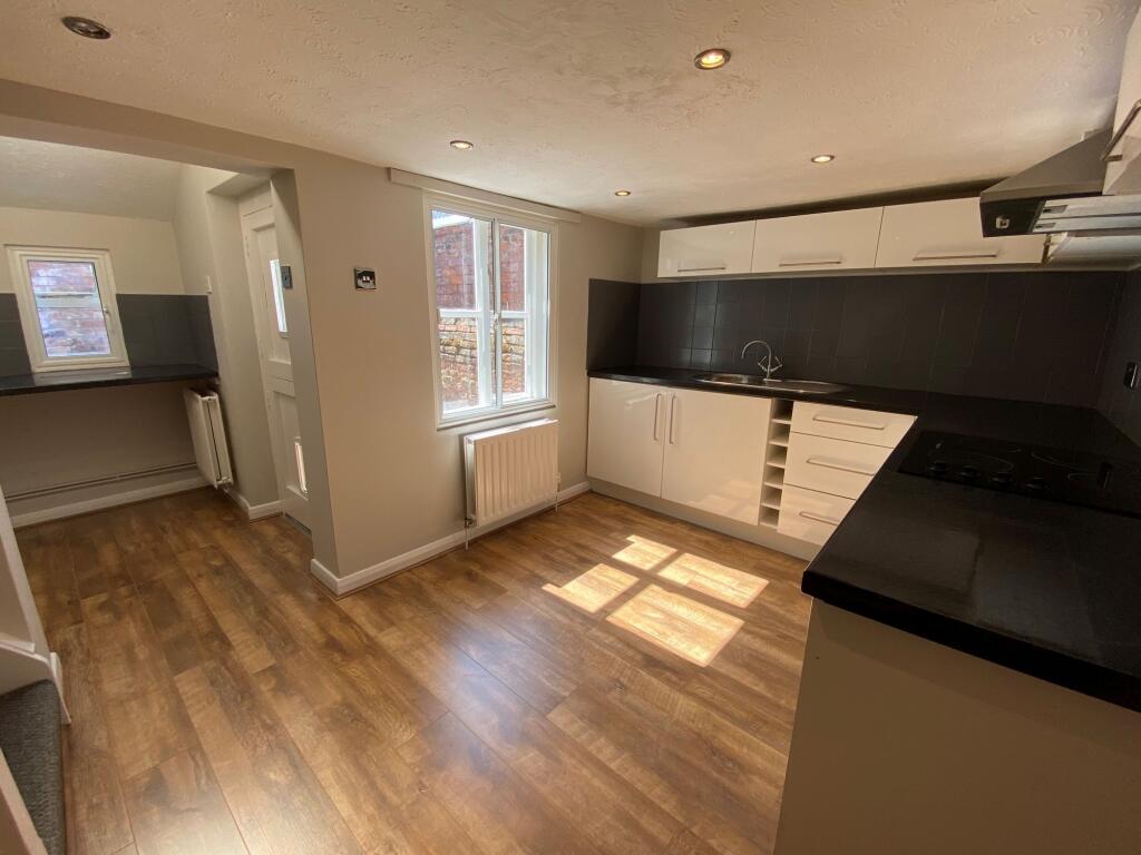 Stonegate, Spalding, PE11 photo 4