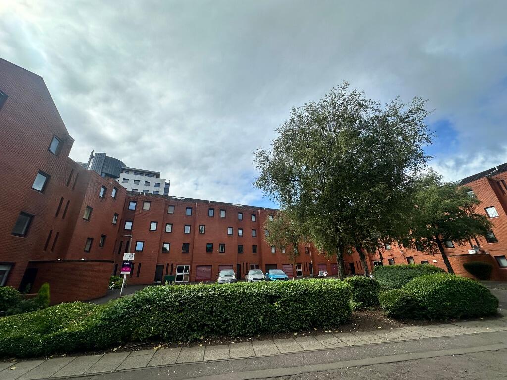 Main image of property: New City Road, Glasgow, G4