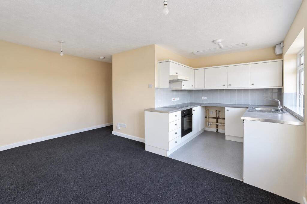 Apartment in Twickenham - View 4
