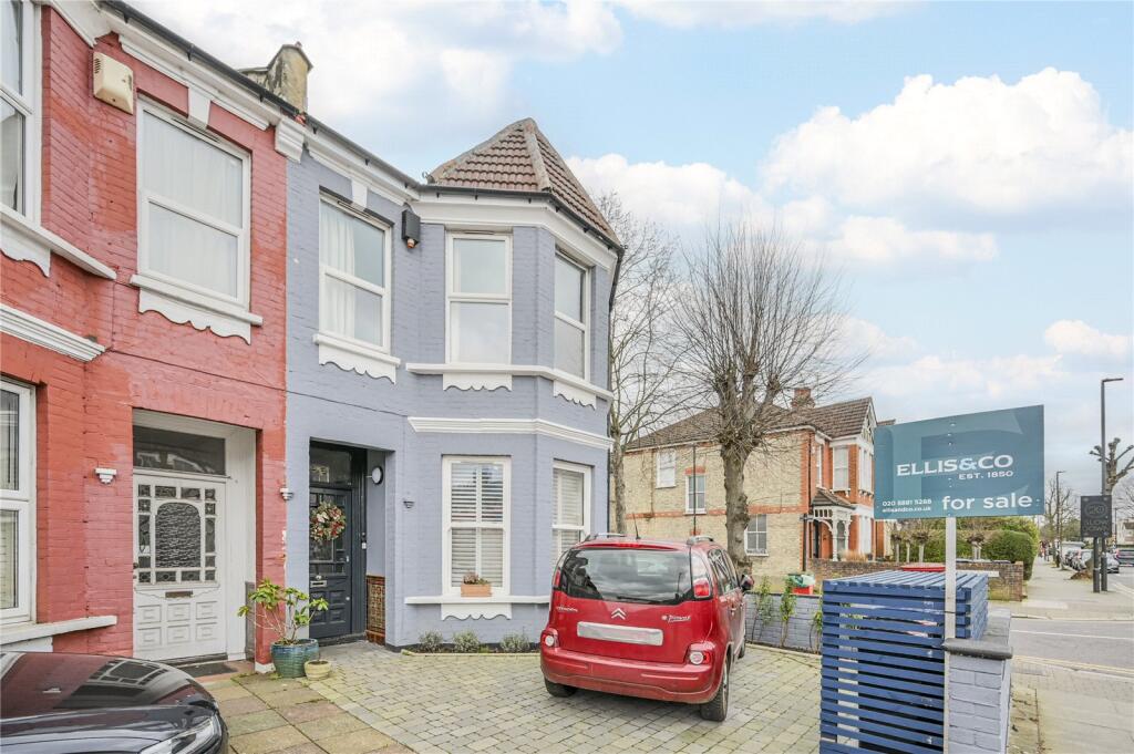 Main image of property: Brownlow Road, London, N11