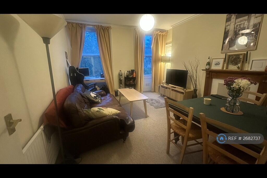 Apartment in Bath - View 2