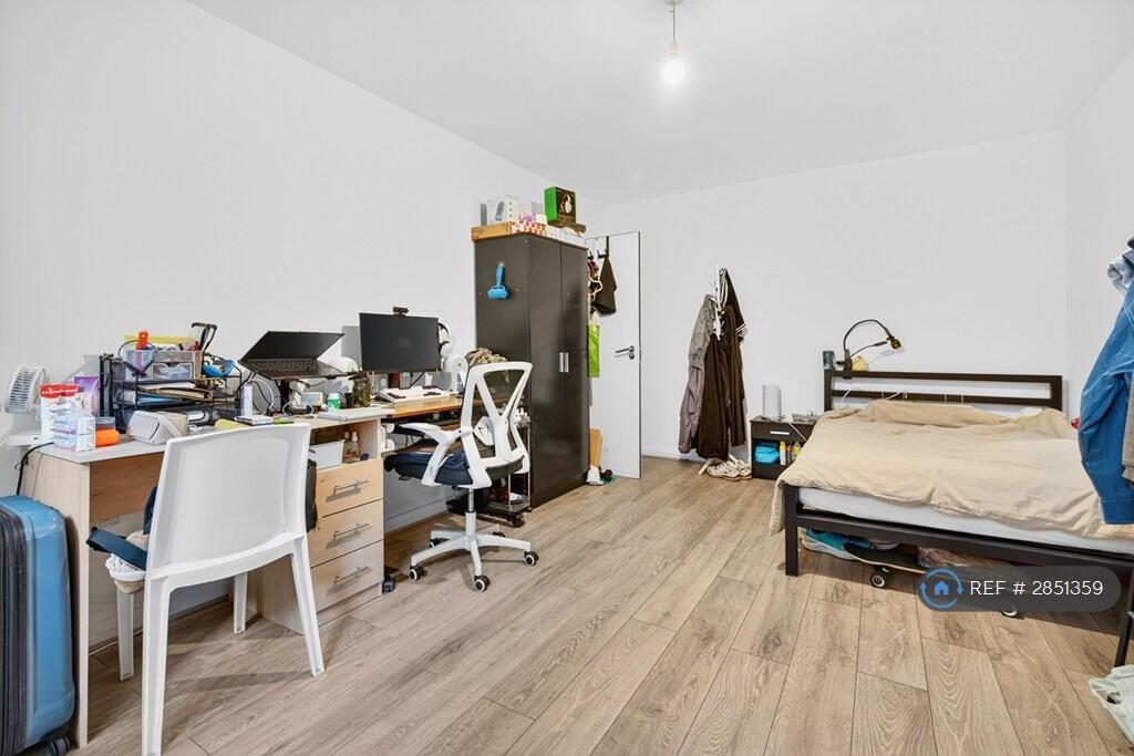 1 bedroom flat share for rent