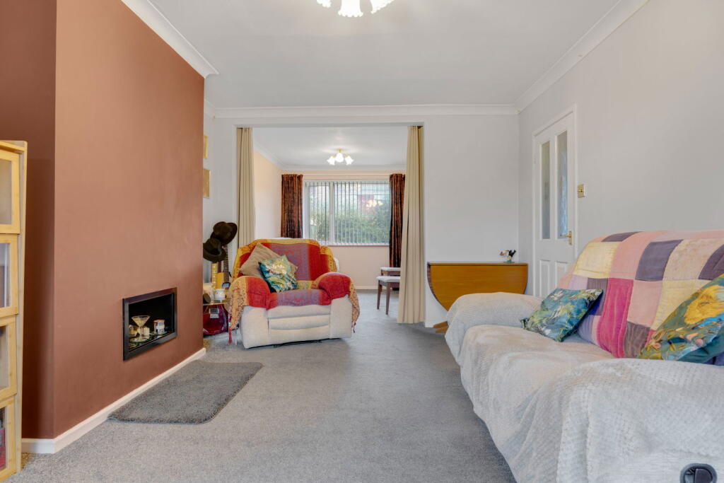 Falstone Crescent, Ashington, NE63 0TY. photo 2