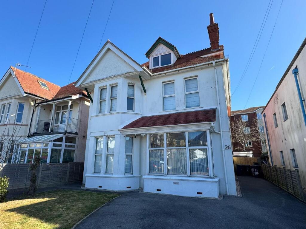 Main image of property: Stourcliffe Avenue, Bournemouth