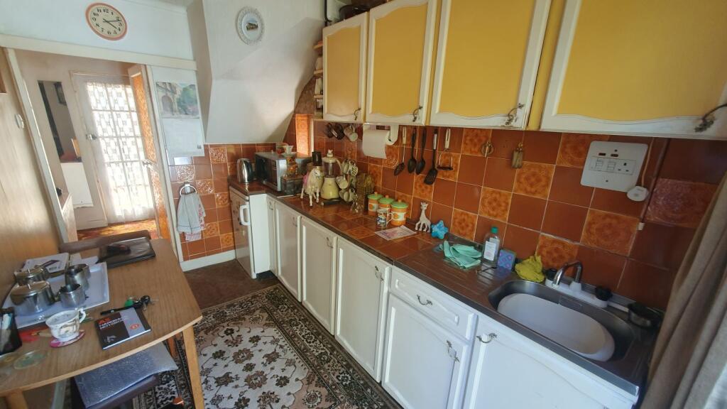 House in Birmingham, Kingstanding - More