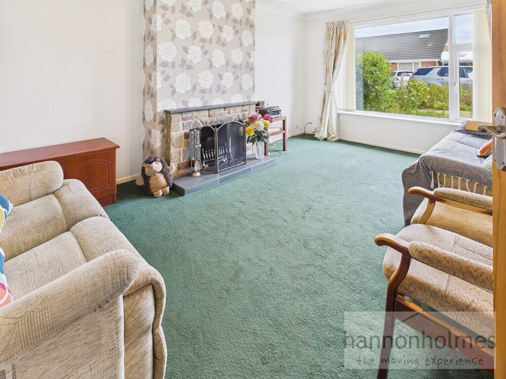 Churchill Drive, Little Lever, Bolton photo 3