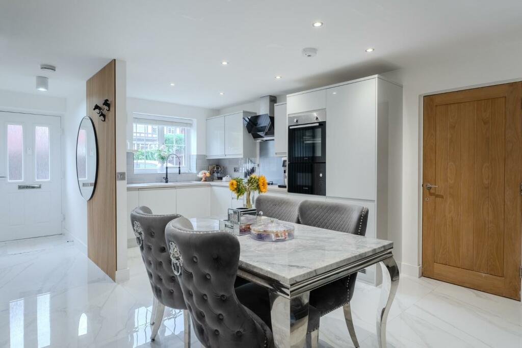 House in Wolverhampton, Loxdale - View 4