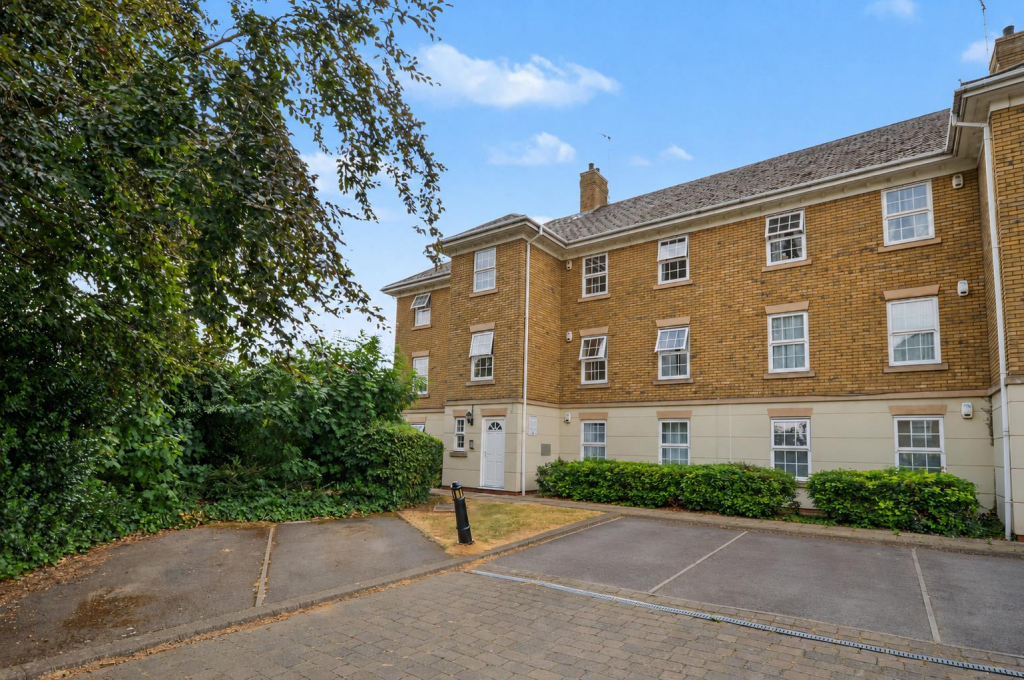 Main image of property: Scholars Court, Derngate, NN1