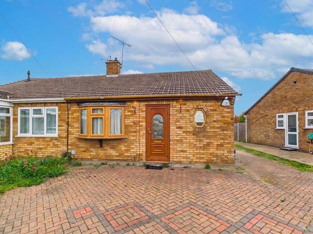 Main image of property: Monks Haven, Stanford-Le-Hope, SS17