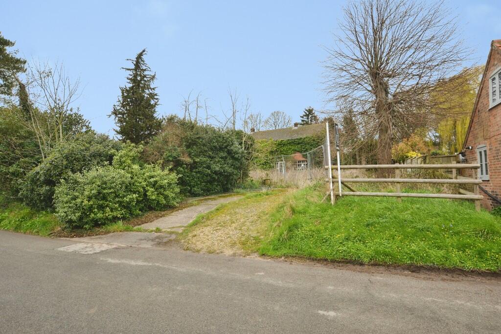 Main image of property: Superb Investment Opportunity, Hockerton Road, Upton, Newark