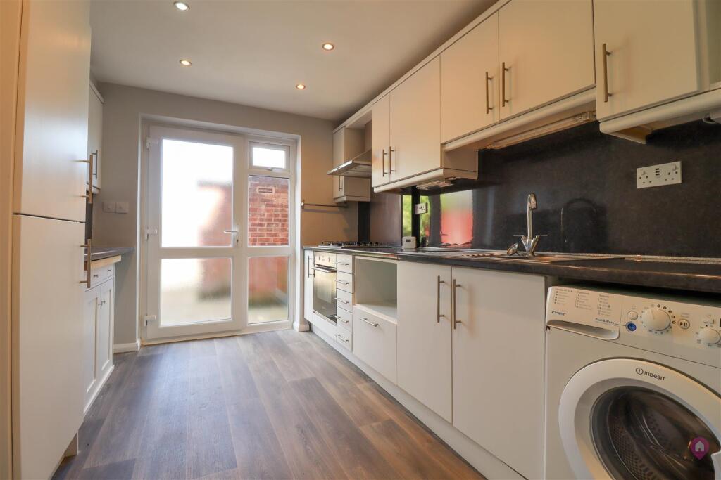 House in North East Derbyshire, Killamarsh - View 5