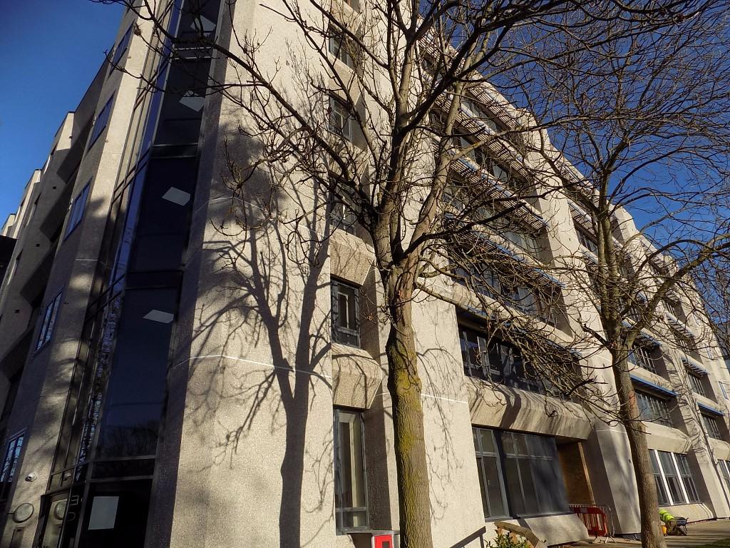 Main image of property: 81 Skyline House, Swingate, Stevenage, Hertfordshire, SG1
