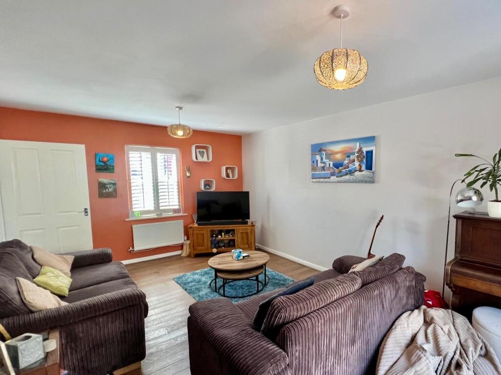 House in Coity - View 4