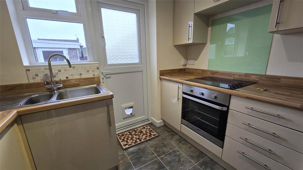 Apartment in Coventry - View 4