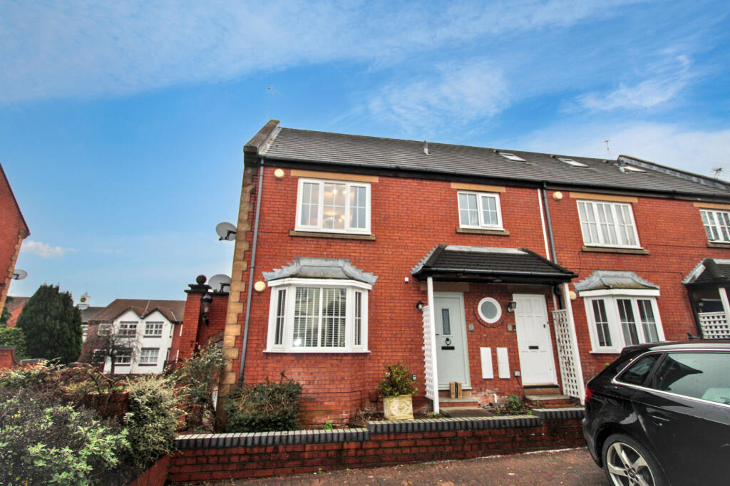 Main image of property: Rowes Mews, St Peters Basin, Newcastle upon Tyne, Tyne and Wear, NE6 1TX