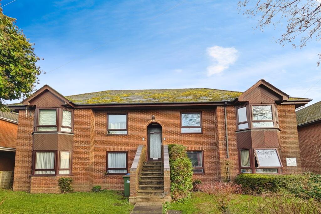 Main image of property: The Pines, SO16