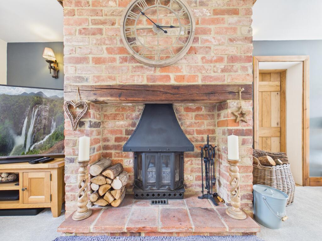 House in Basingstoke and Deane, Silchester - View 4