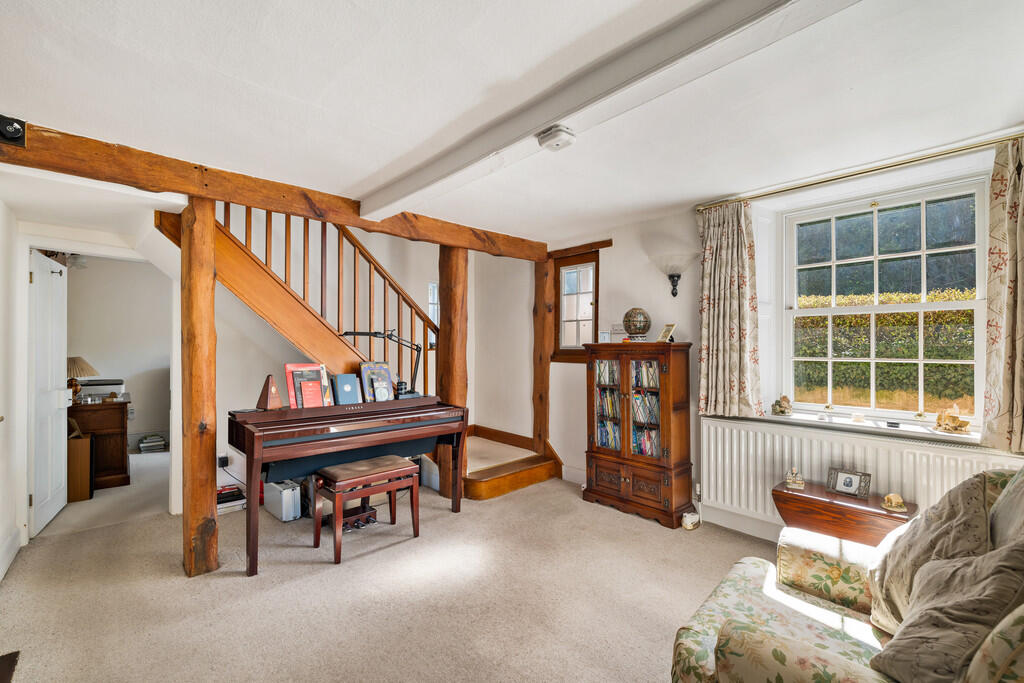 House in North Kesteven, Navenby - More