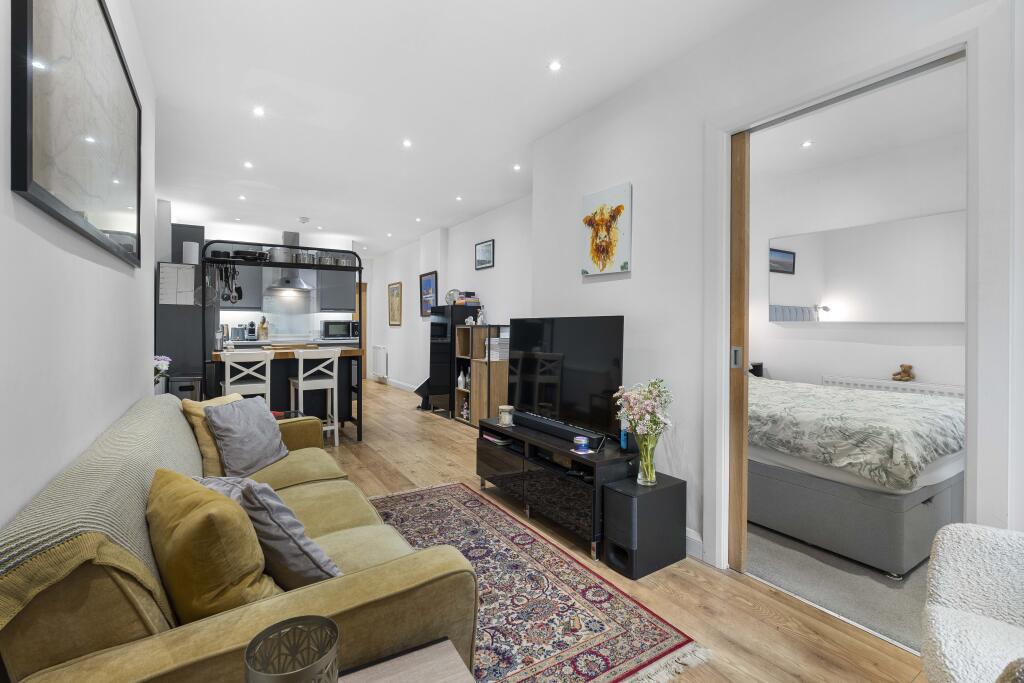 Main image of property: 51 (BF) Roseburn Terrace, Roseburn, Edinburgh, EH12 5NS