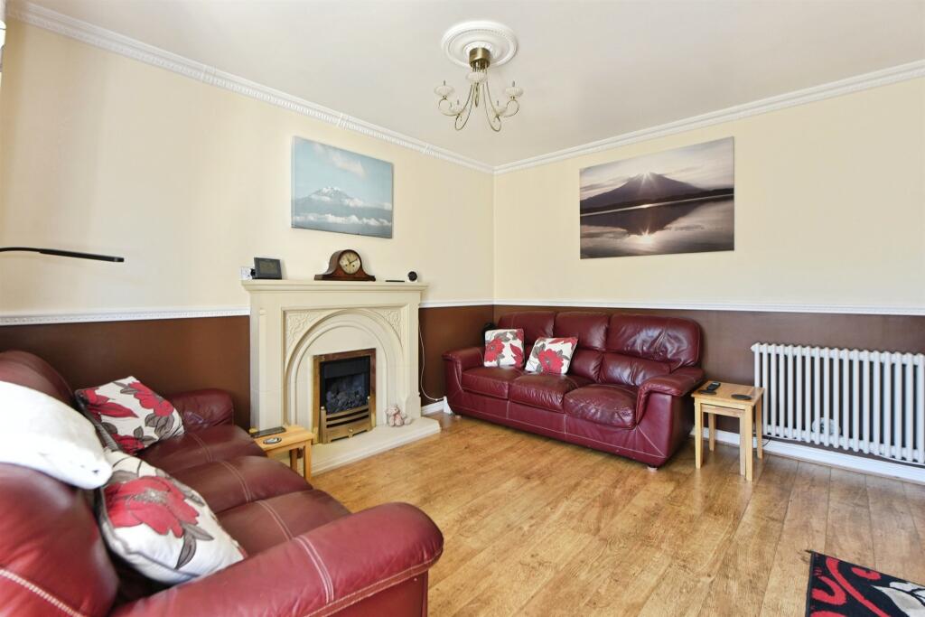 House in Barnsley, South Yorkshire - View 4