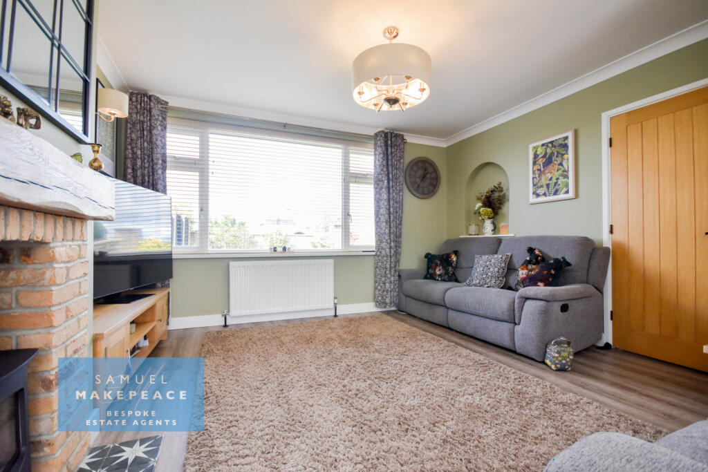House in Staffordshire Moorlands, Cheddleton - More