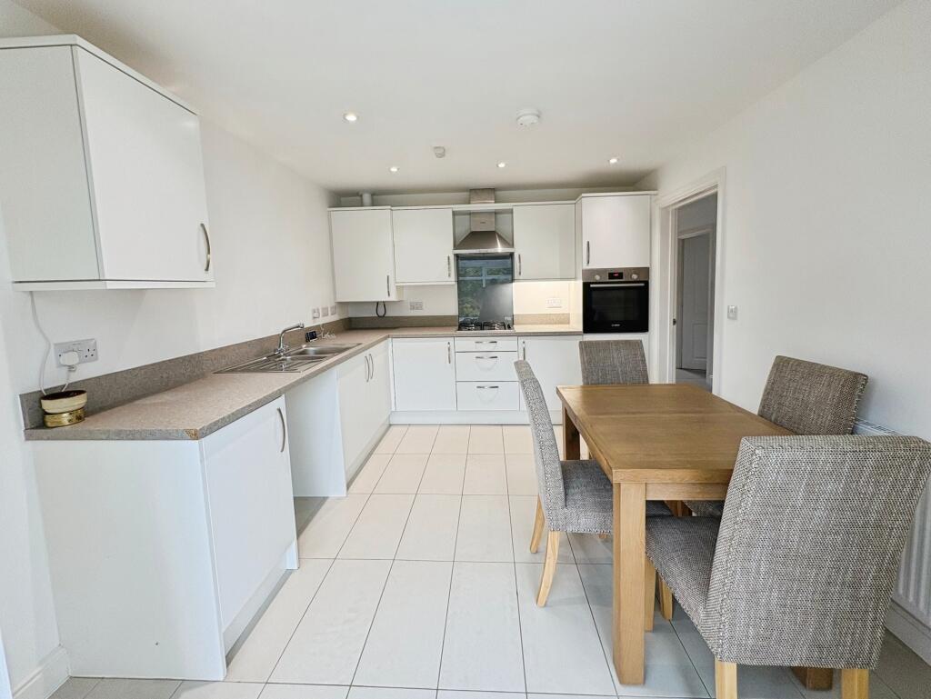 Baker Drive, Nettleham, LN2 - View 4