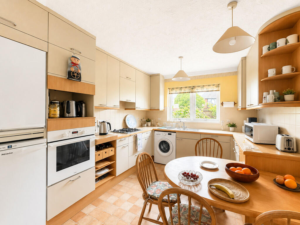 House in Southampton - View 2