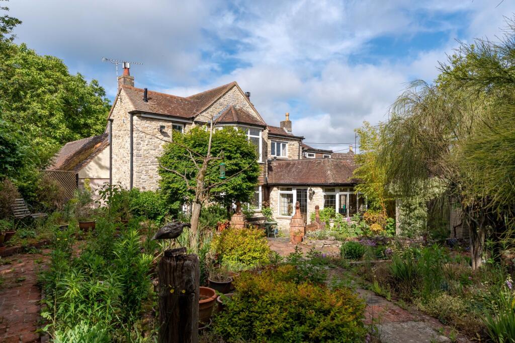 Main image of property: The Green, Great Milton, OX44