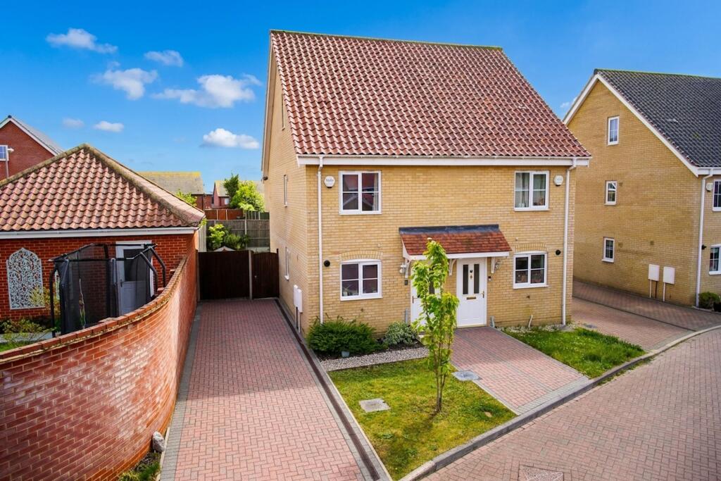 Main image of property: Wellesley Close, Poringland, Norwich