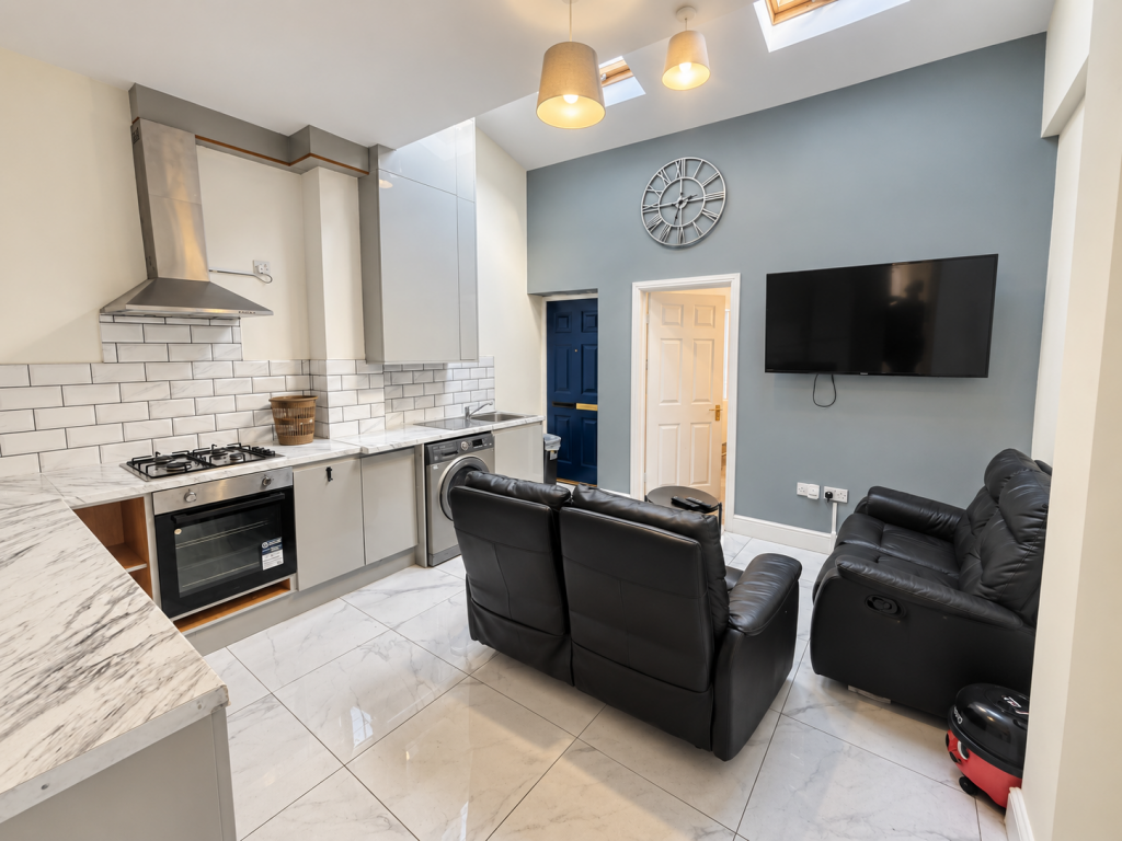 House in Stockton-on-Tees - View 3
