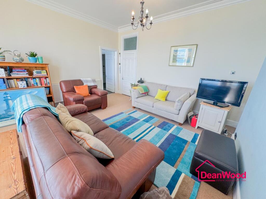 Apartment in Ramsey, Garff - View 5