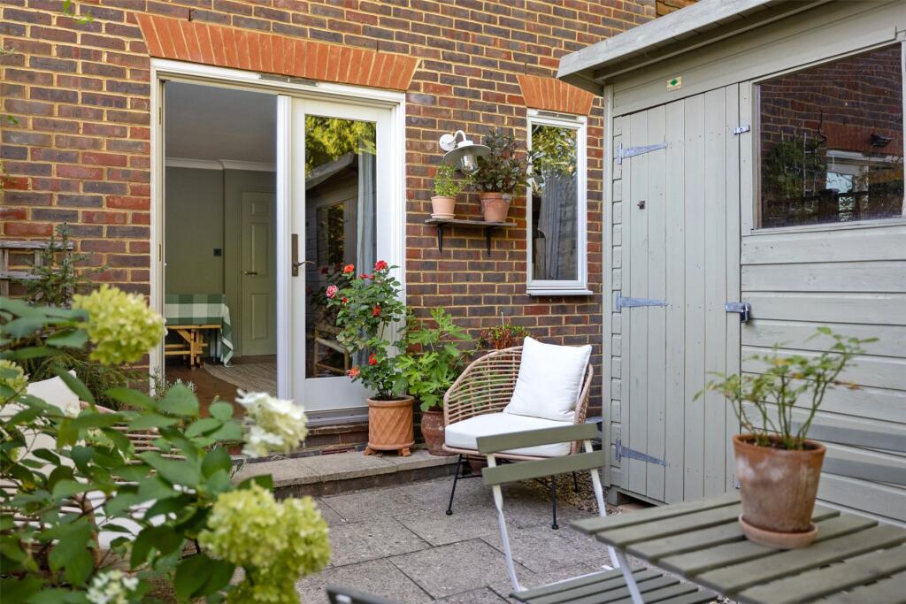 House in Guildford - View 3