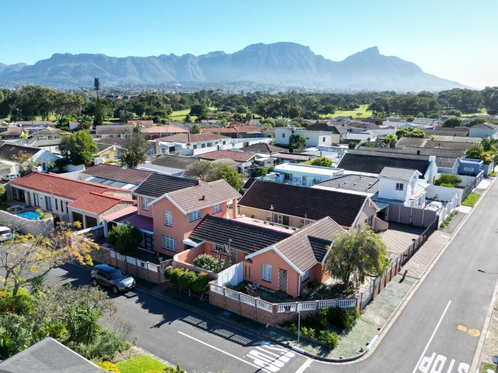 Main image of property: Cape Town, Cape Town, Western Cape