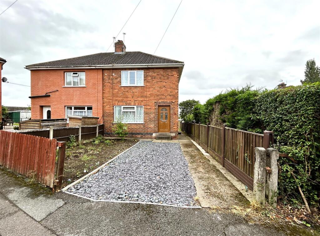 3-bed semi-detached on Moorpool Crescent, Holbrook, Belper, £279,950