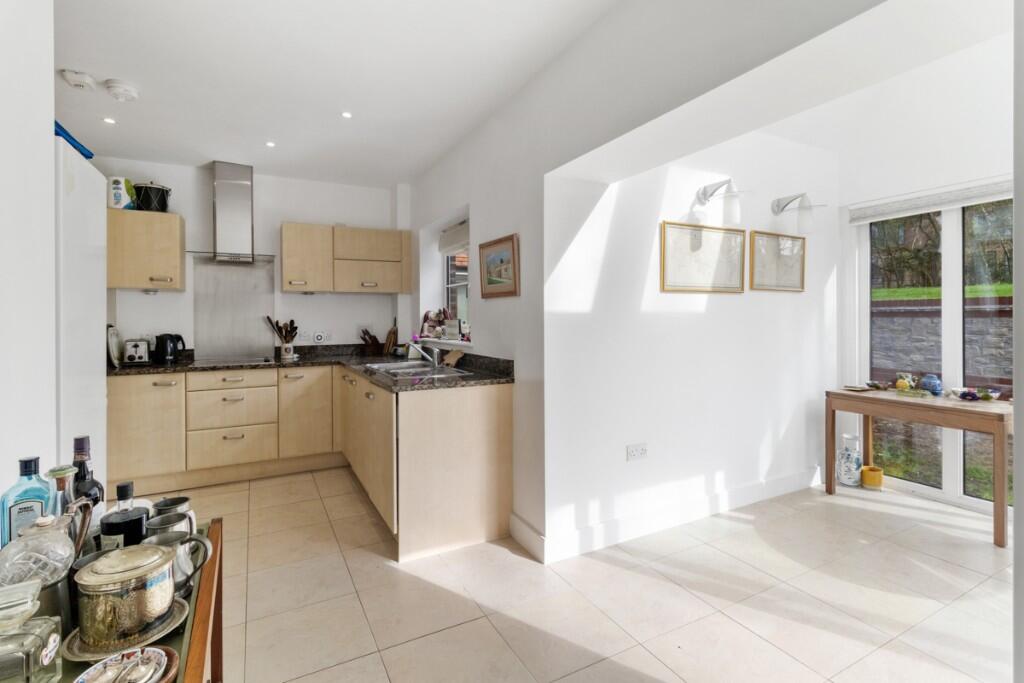 King George's Drive, Bramshott Place, Liphook, Hampshire, GU30 photo 4