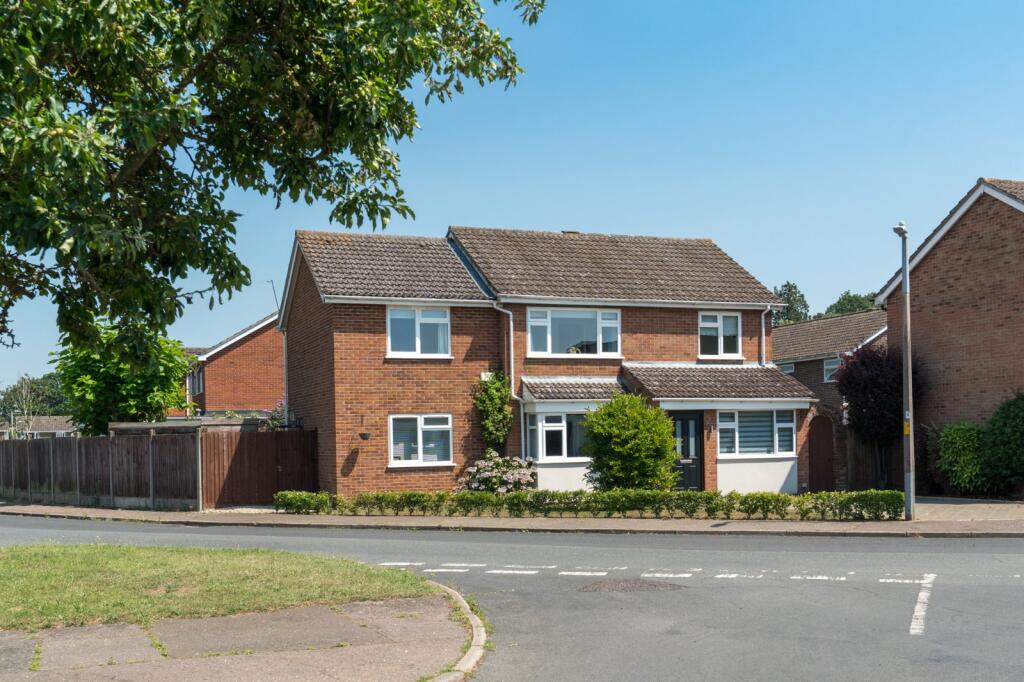Main image of property: Byron Avenue, Lexden, Colchester, Essex, CO3