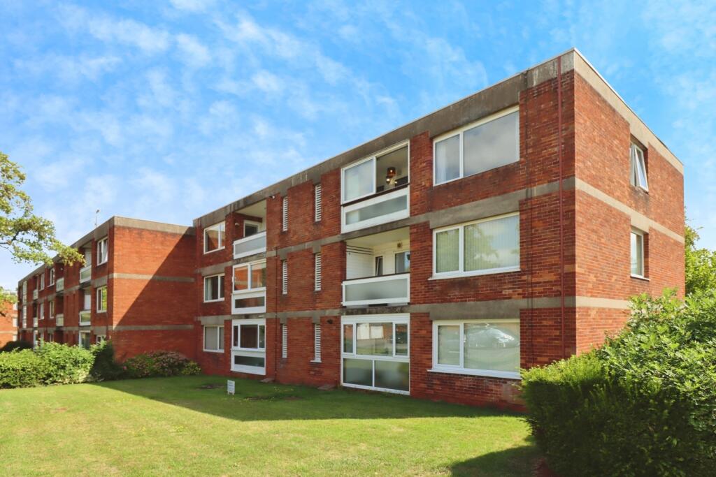 Main image of property: The Alders, Frenchay, Bristol