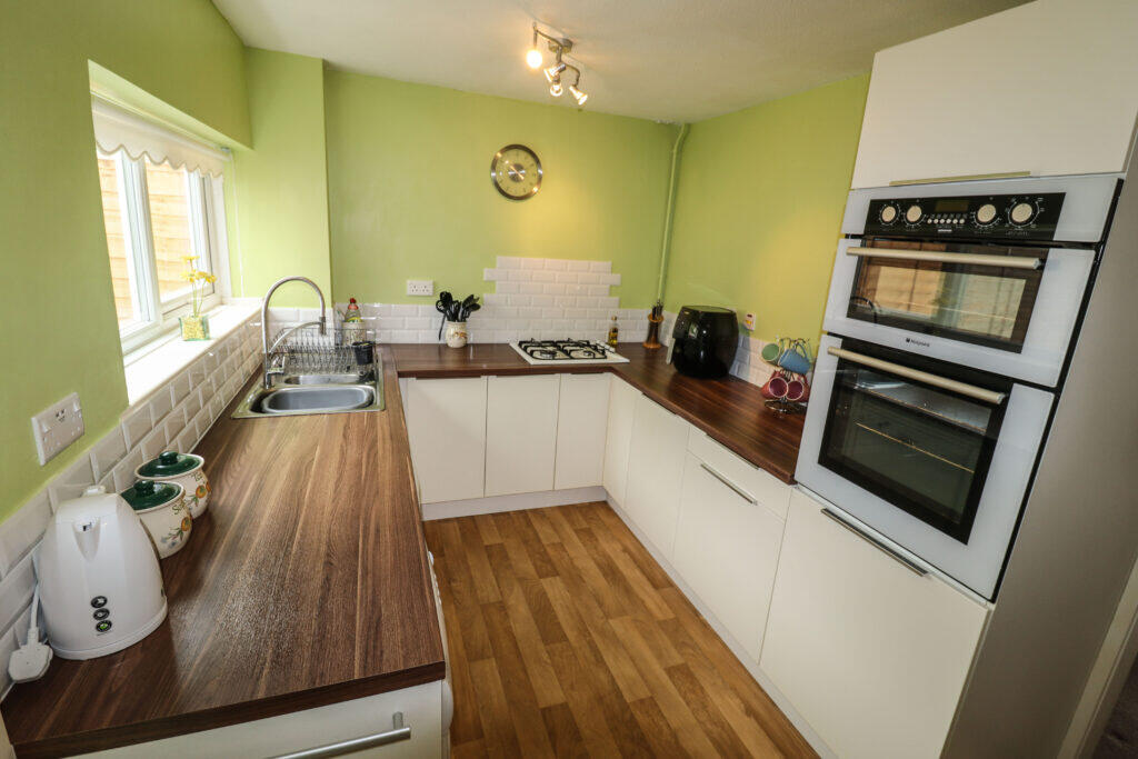 Sidlesham Close, Hayling Island photo 4