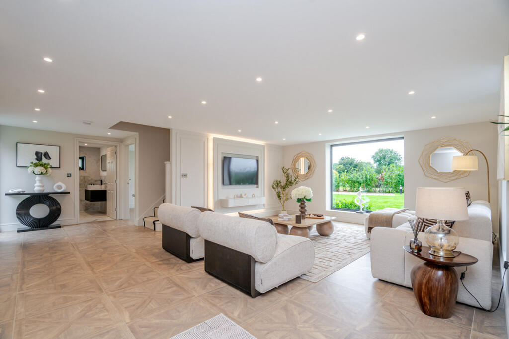 House in Milton Keynes - View 5