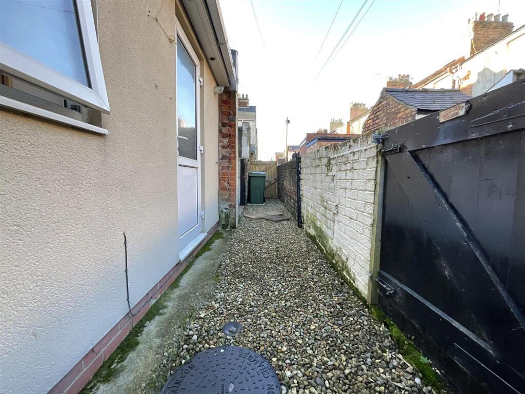 Property photo 8