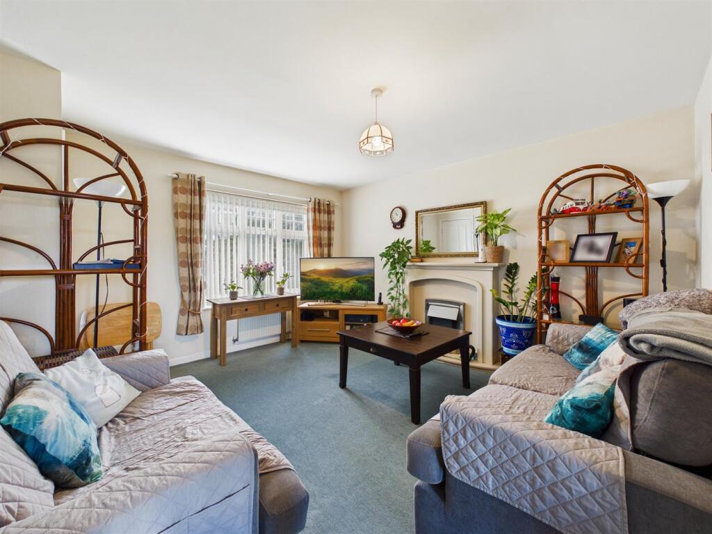 Turnberry, Whitley Bay photo 2