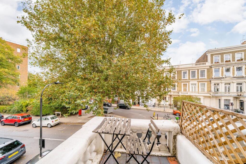 Barton Road, West Kensington photo 4