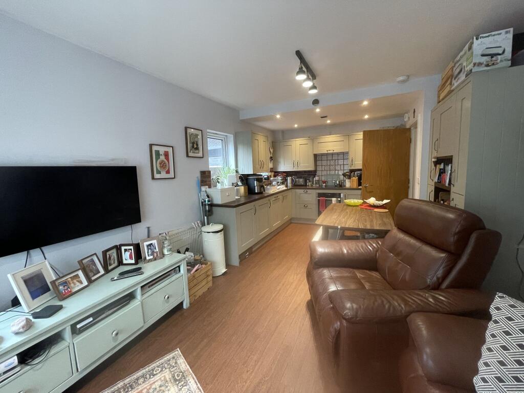 Apartment in Manchester, Greater Manchester - View 4