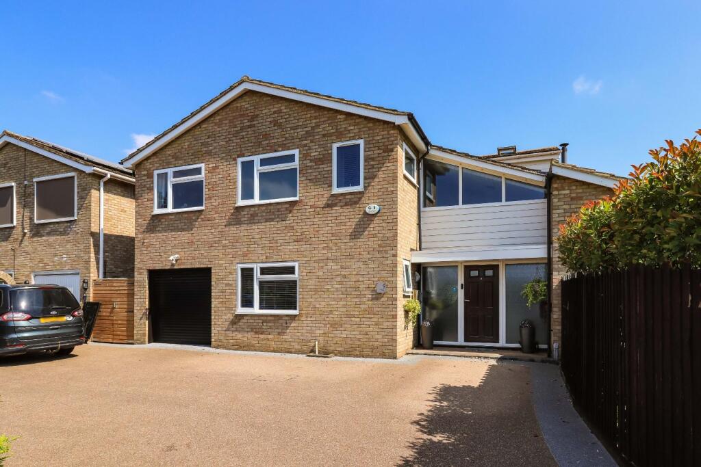 Main image of property: Lucketts Close, Histon