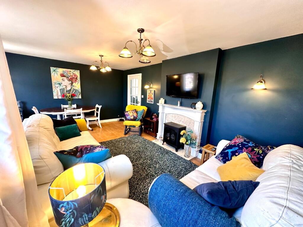 House in Kirklees, West Yorkshire - View 5